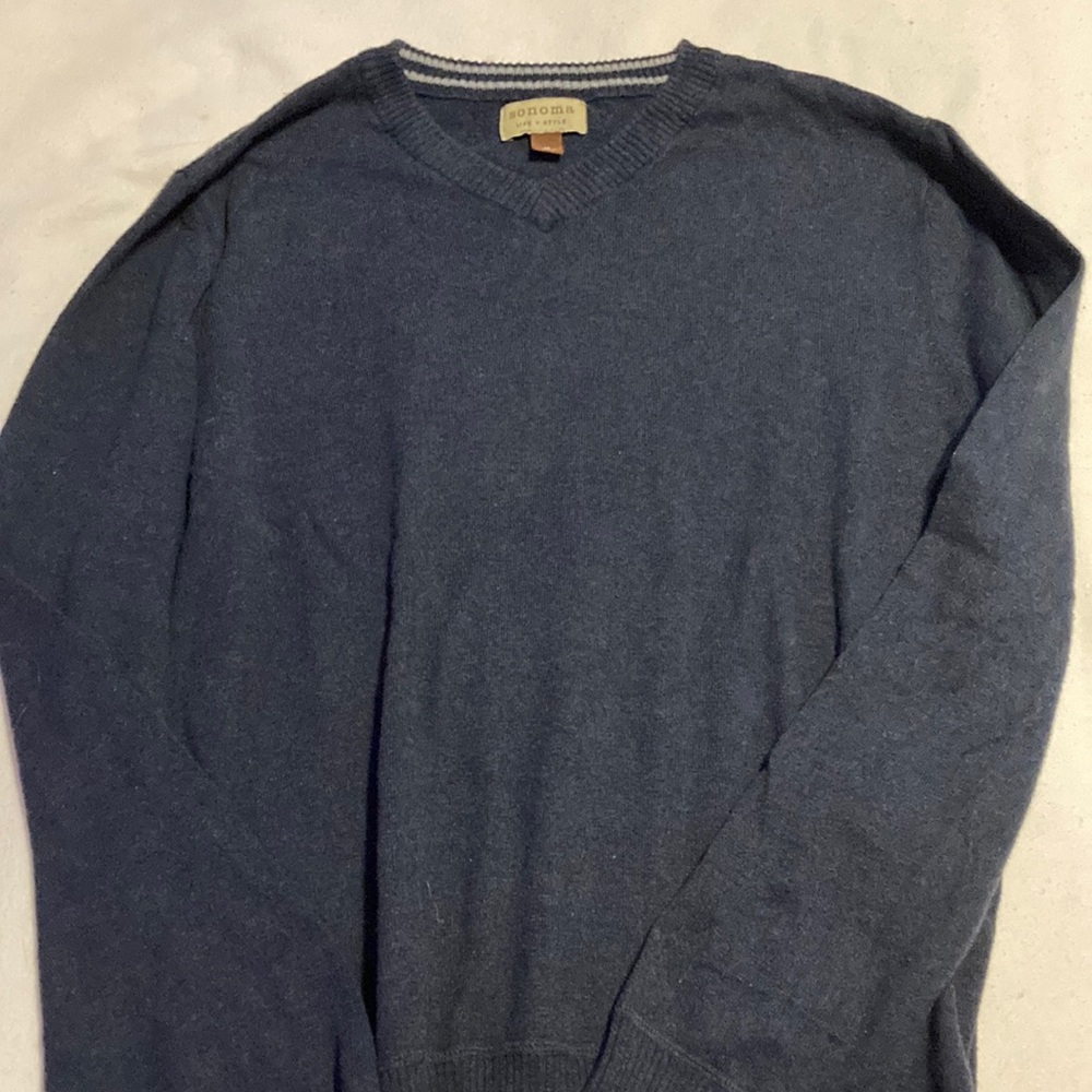 Mens sweater